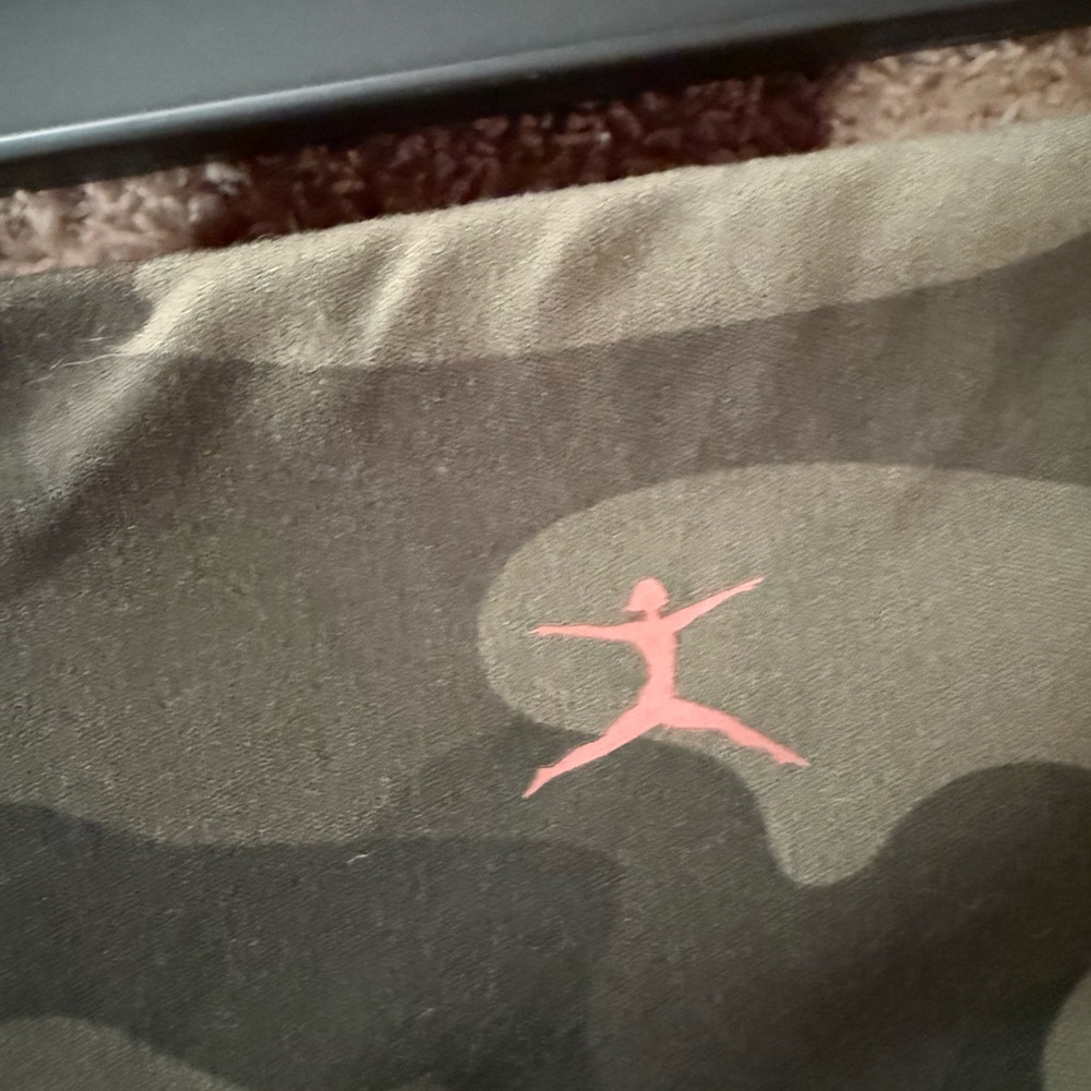 Danskin Olive Camo Active Leggings - Picture 3 of 4